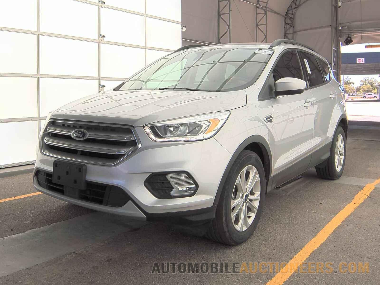 1FMCU9HD4JUC76202 Ford Escape 2018