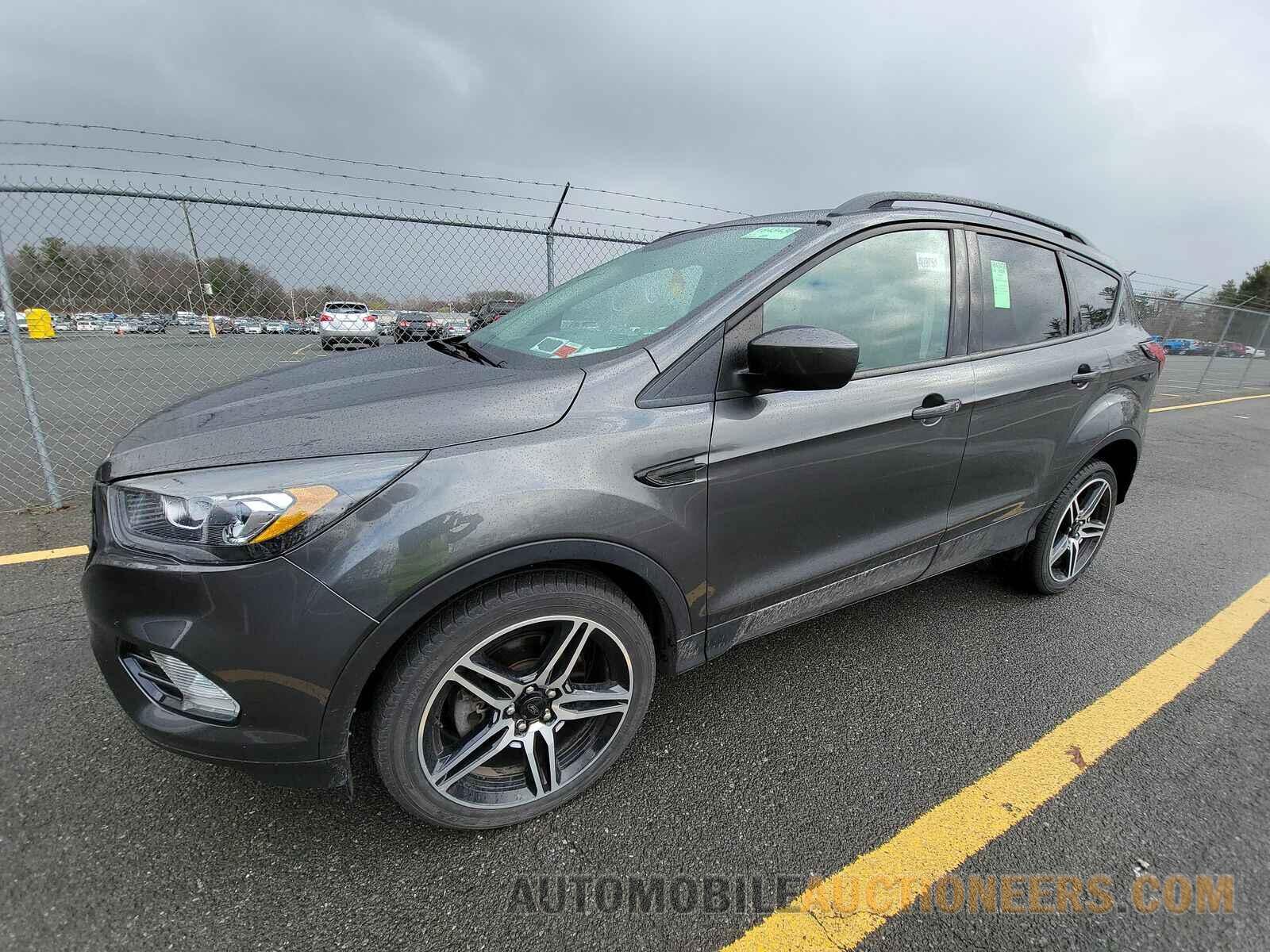 1FMCU9HD4KUC18558 Ford Escape 2019