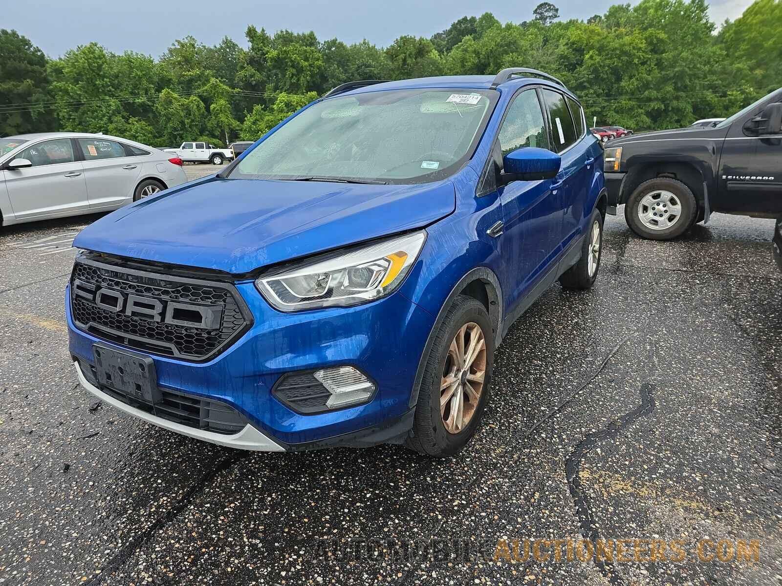 1FMCU9HD5JUD01060 Ford Escape 2018