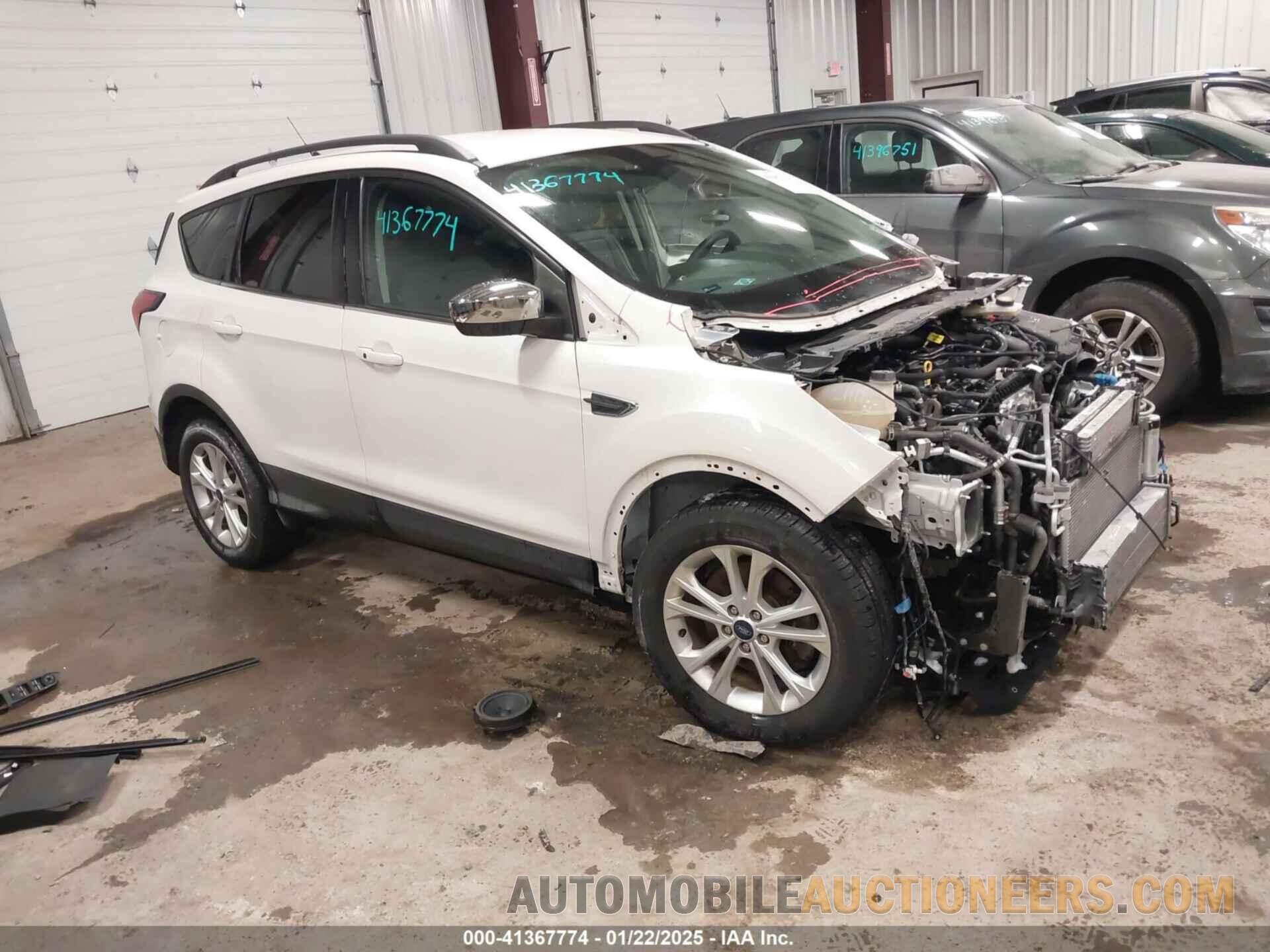 1FMCU9HD6KUA22427 FORD ESCAPE 2019