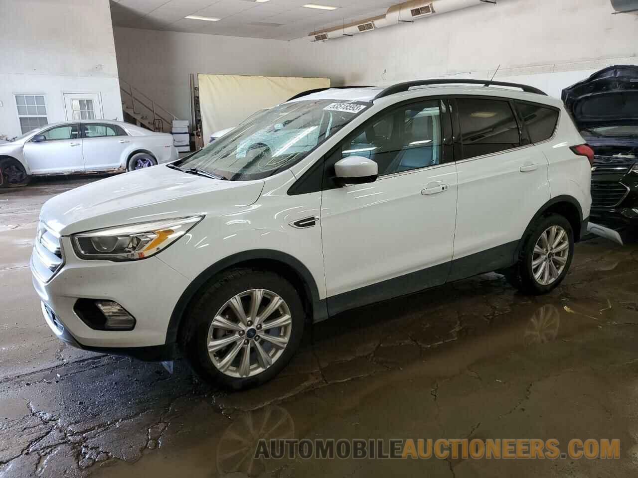 1FMCU9HD6KUA24095 FORD ESCAPE 2019