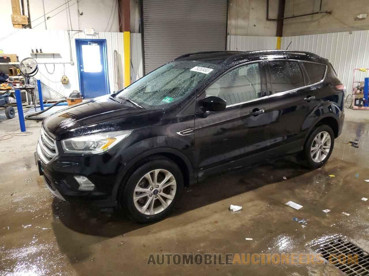 1FMCU9HD7JUA77645 FORD ESCAPE 2018