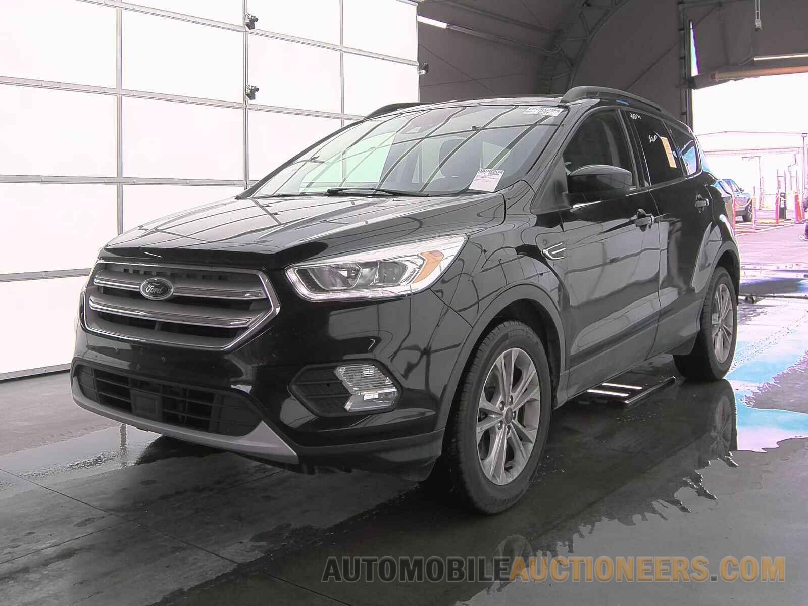 1FMCU9HD7JUA81324 Ford Escape 2018