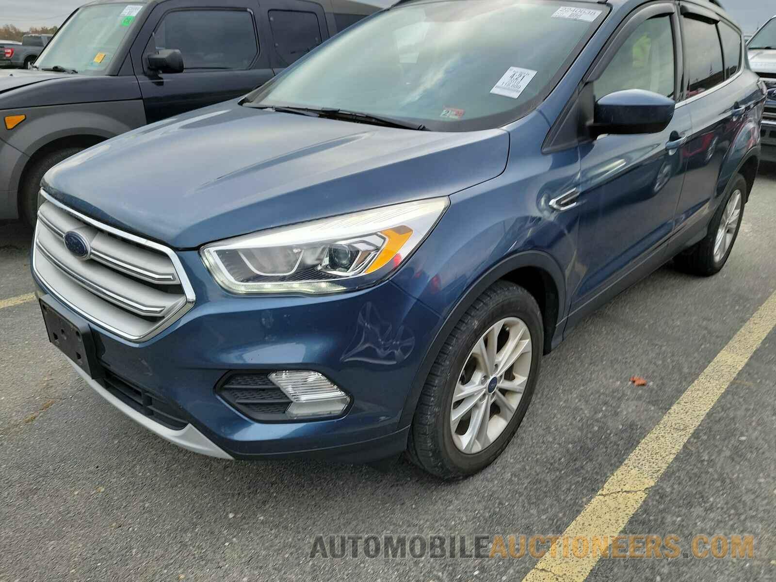 1FMCU9HD7JUB50805 Ford Escape 2018