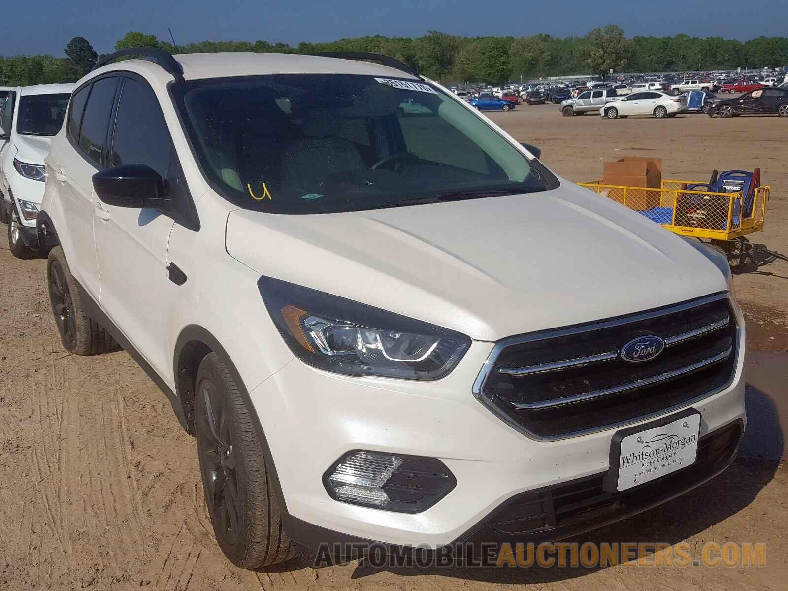 1FMCU9HD7JUC48006 FORD ESCAPE 2018