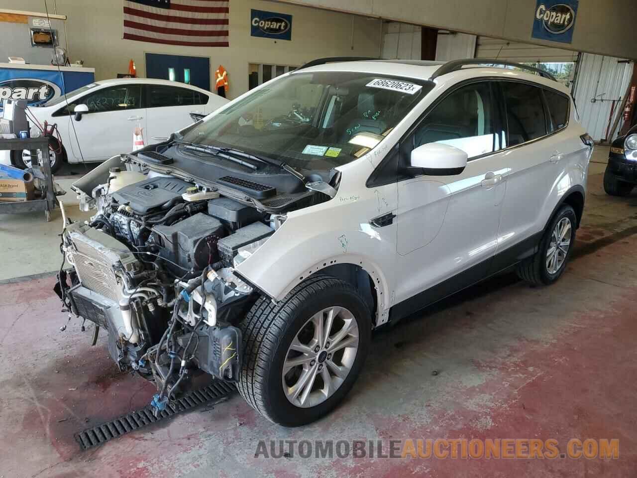 1FMCU9HD7JUD62118 FORD ESCAPE 2018