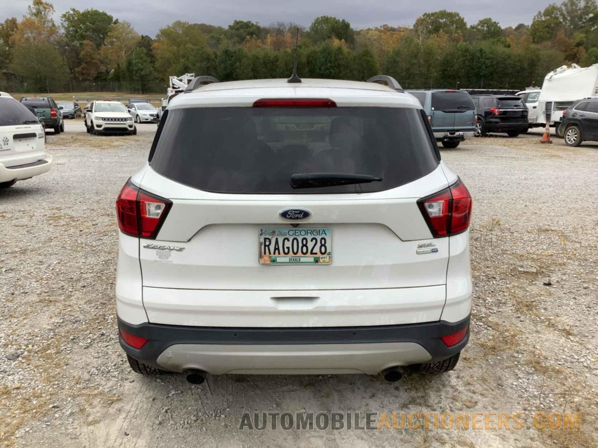 1FMCU9HD7KUA65531 FORD ESCAPE 2019