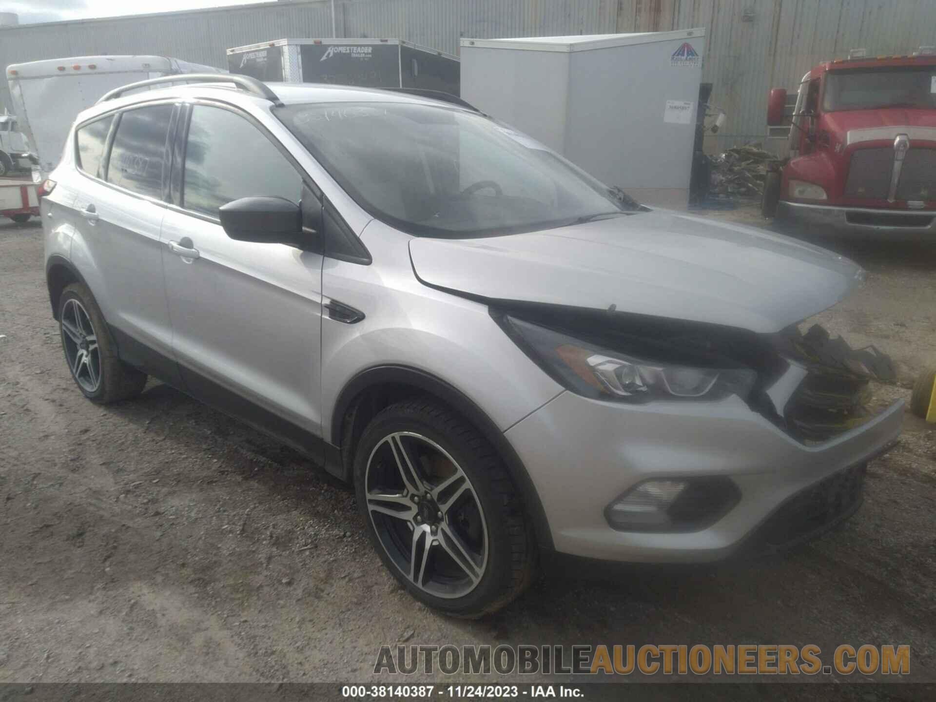 1FMCU9HD7KUB77570 FORD ESCAPE 2019