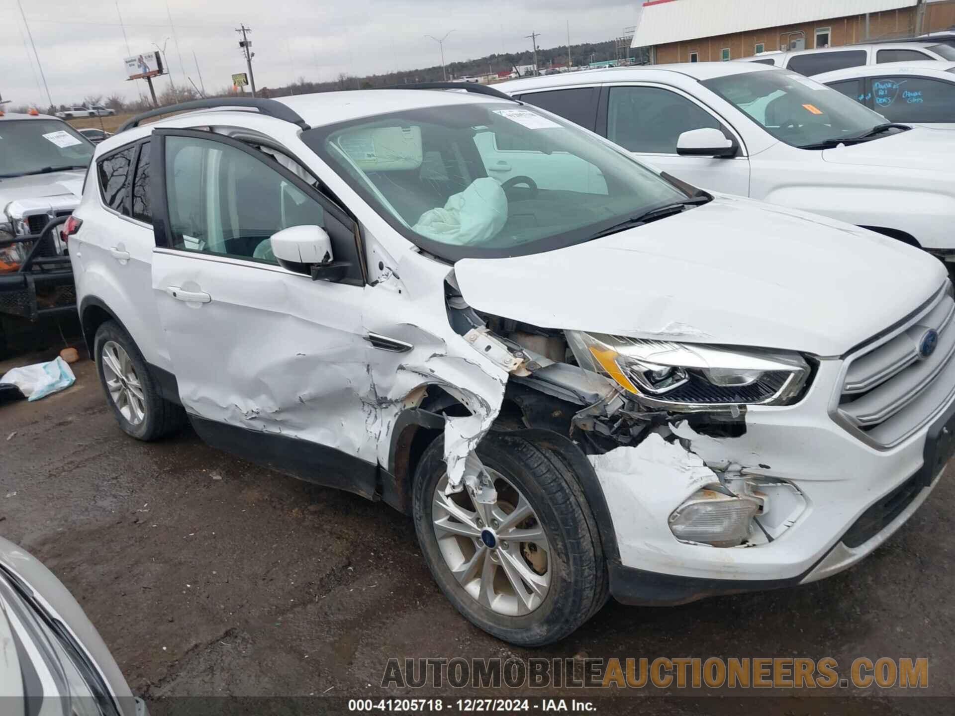 1FMCU9HD7KUB82574 FORD ESCAPE 2019