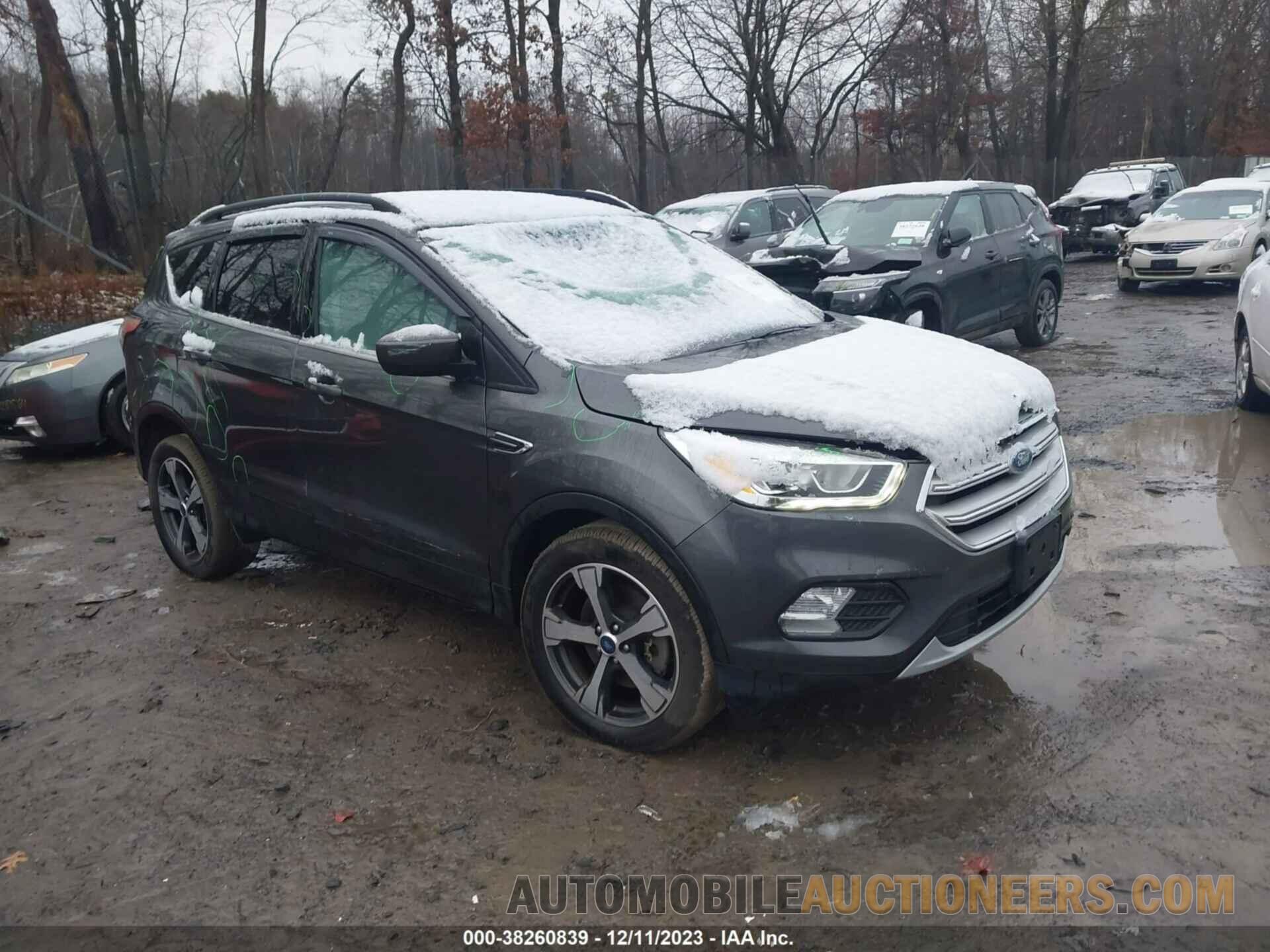 1FMCU9HD8JUB34144 FORD ESCAPE 2018