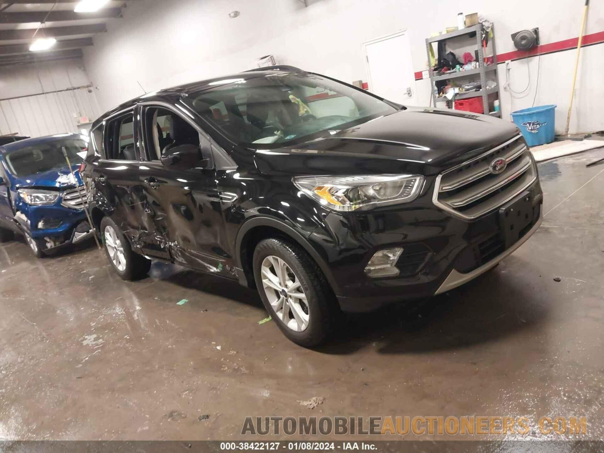 1FMCU9HD8KUA79373 FORD ESCAPE 2019