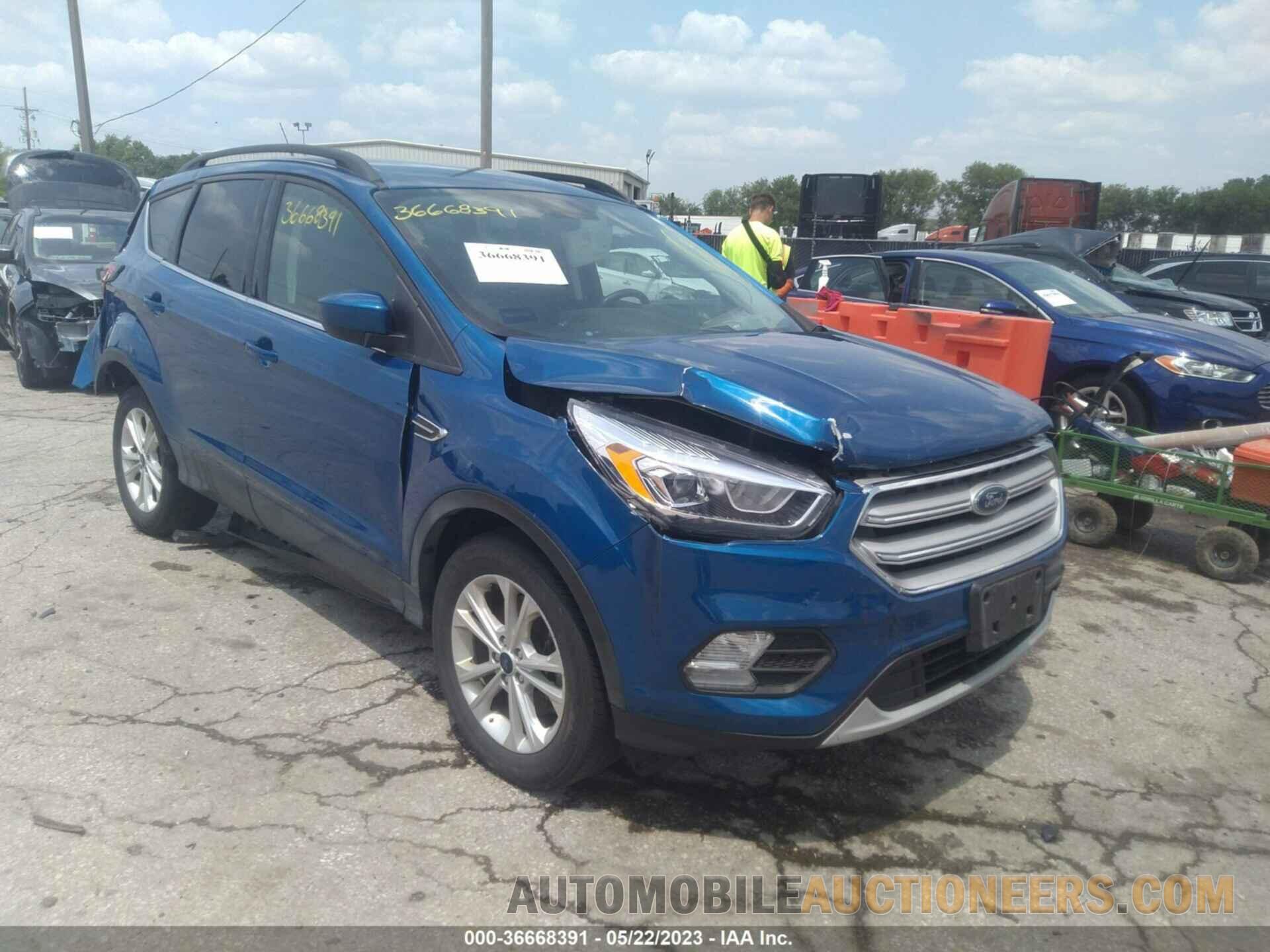 1FMCU9HD8KUB78114 FORD ESCAPE 2019