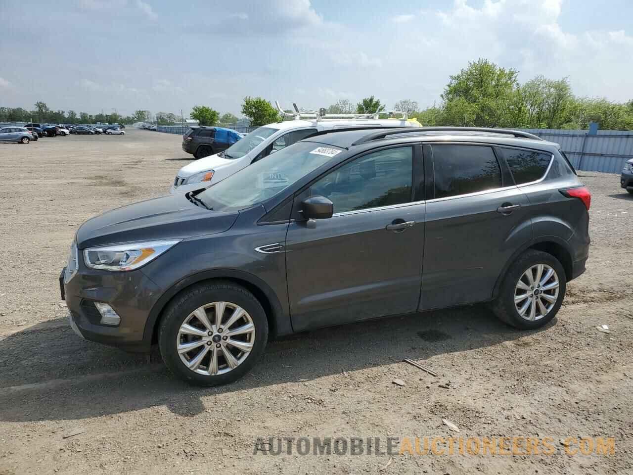 1FMCU9HD8KUC10835 FORD ESCAPE 2019