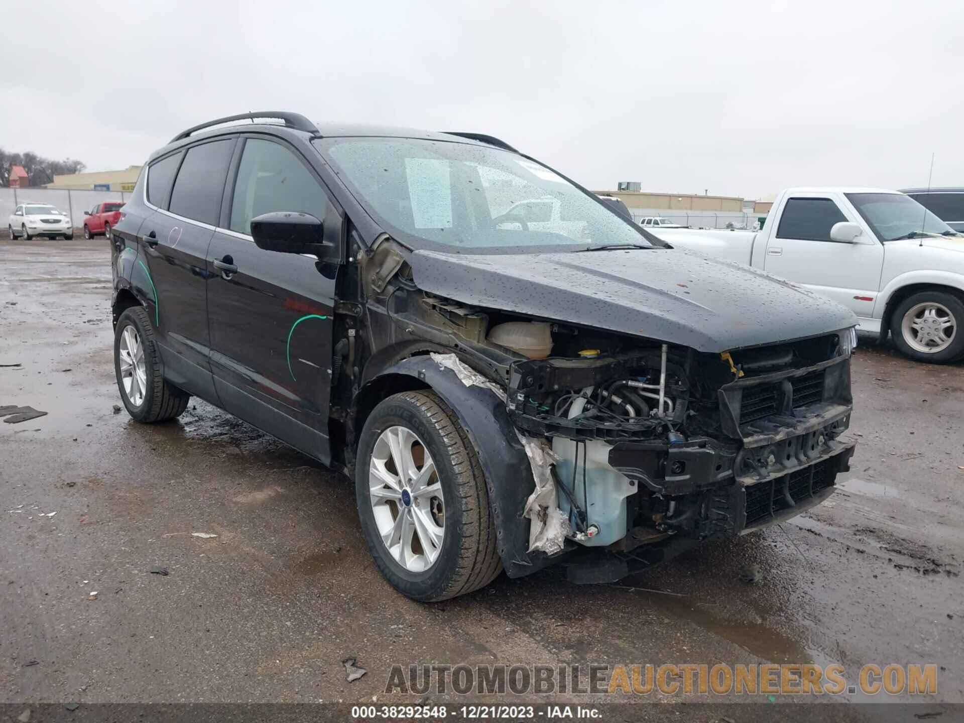 1FMCU9HD9JUB23685 FORD ESCAPE 2018