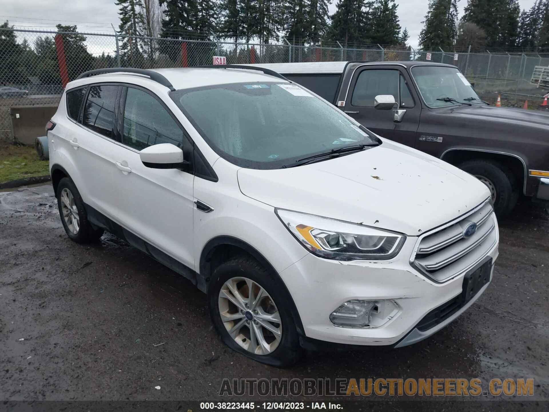 1FMCU9HD9JUB73230 FORD ESCAPE 2018