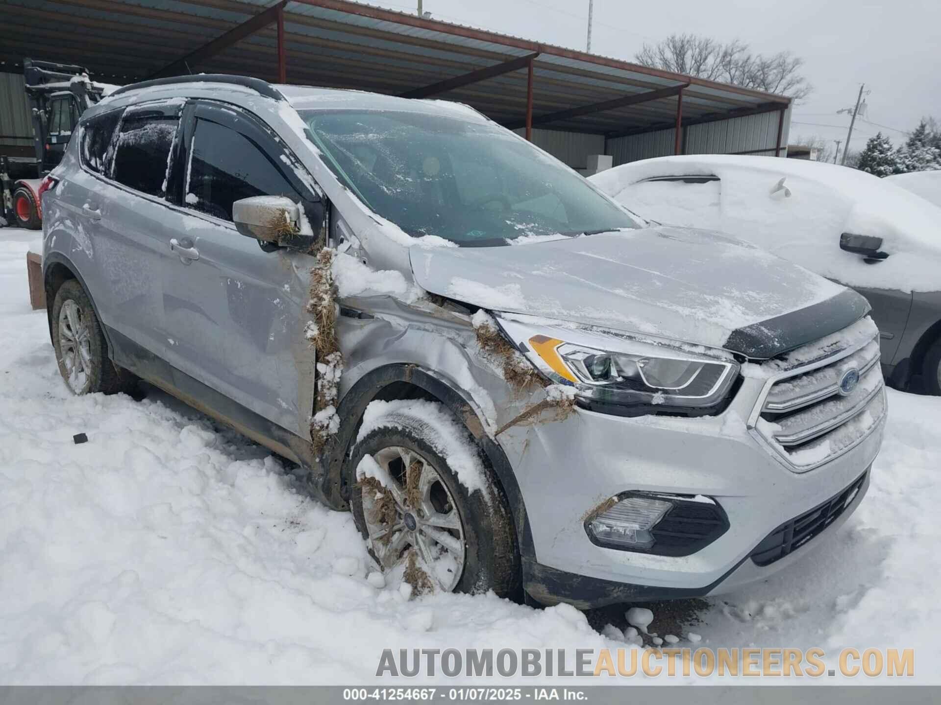 1FMCU9HD9KUA69483 FORD ESCAPE 2019