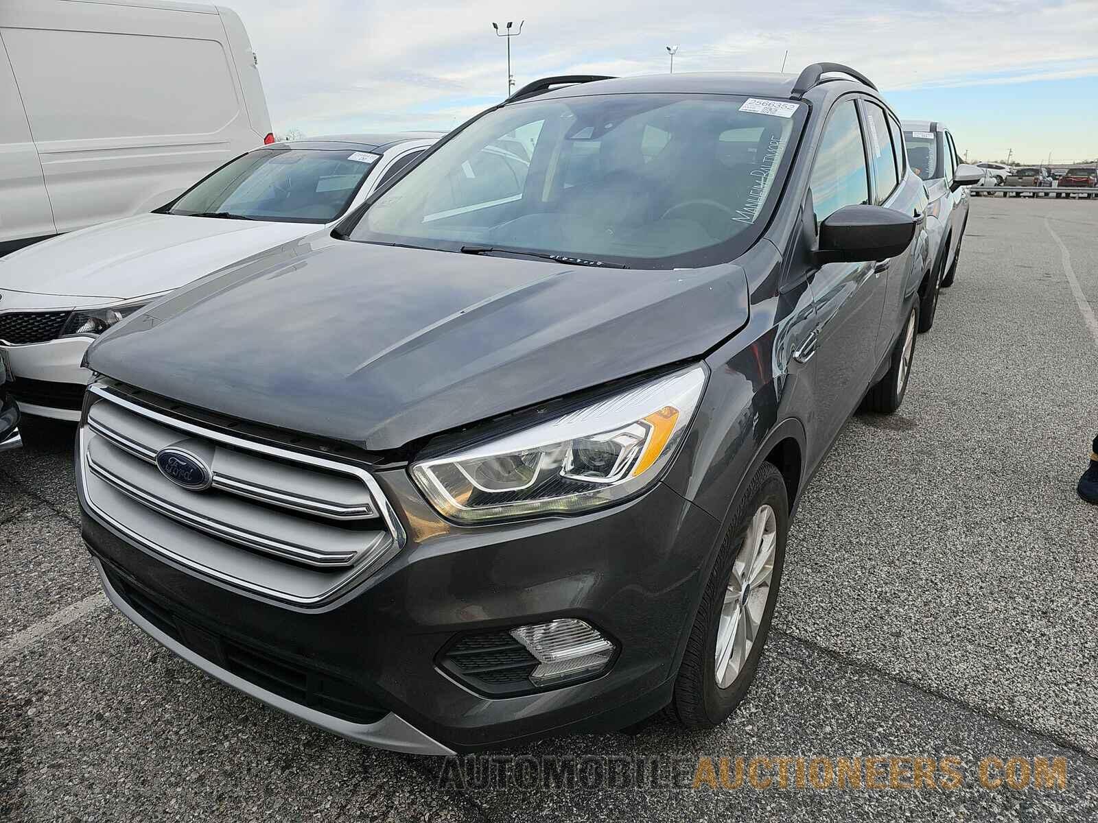 1FMCU9HDXKUA52708 Ford Escape 2019