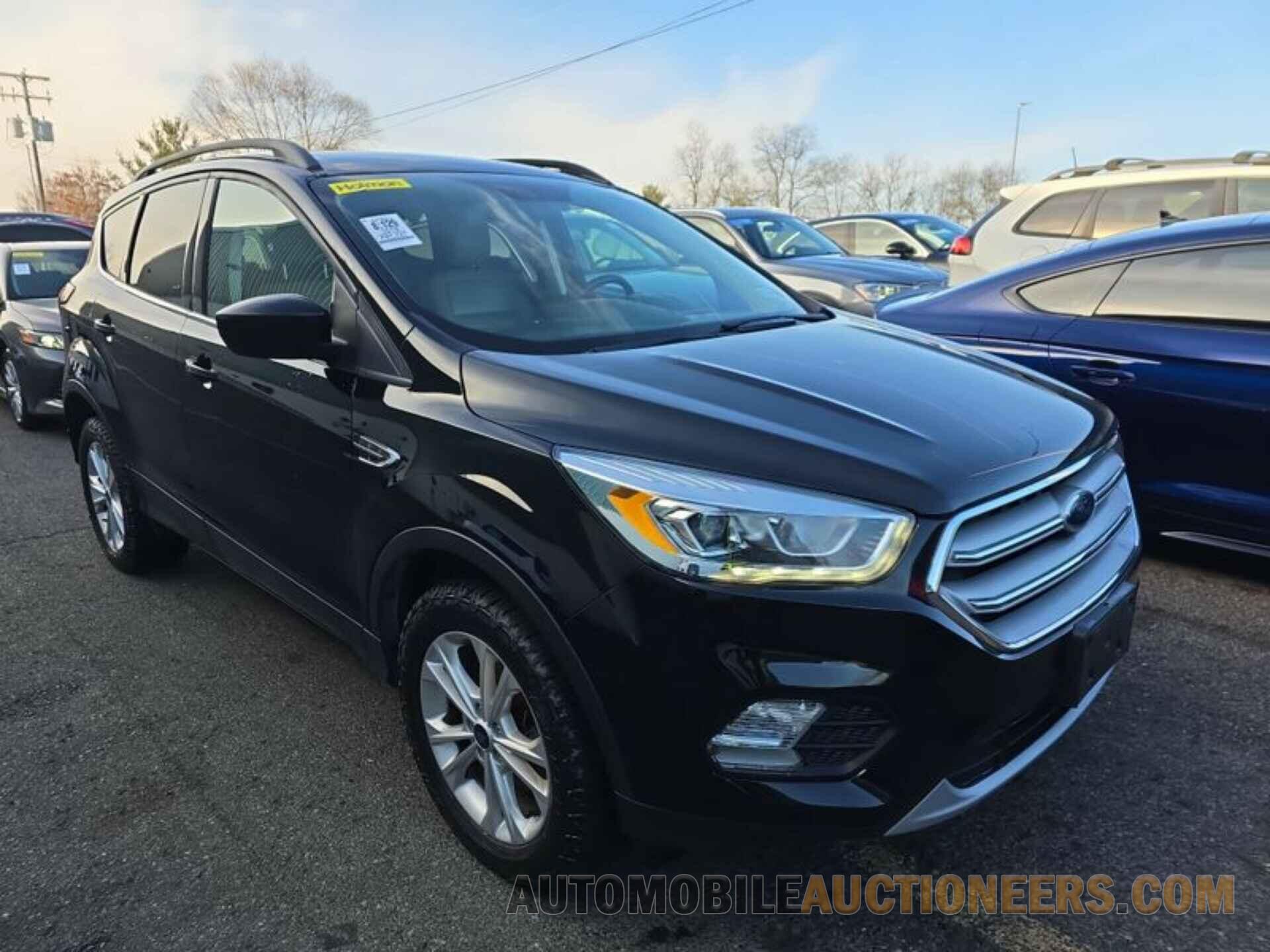 1FMCU9HDXKUA65524 FORD ESCAPE 2019