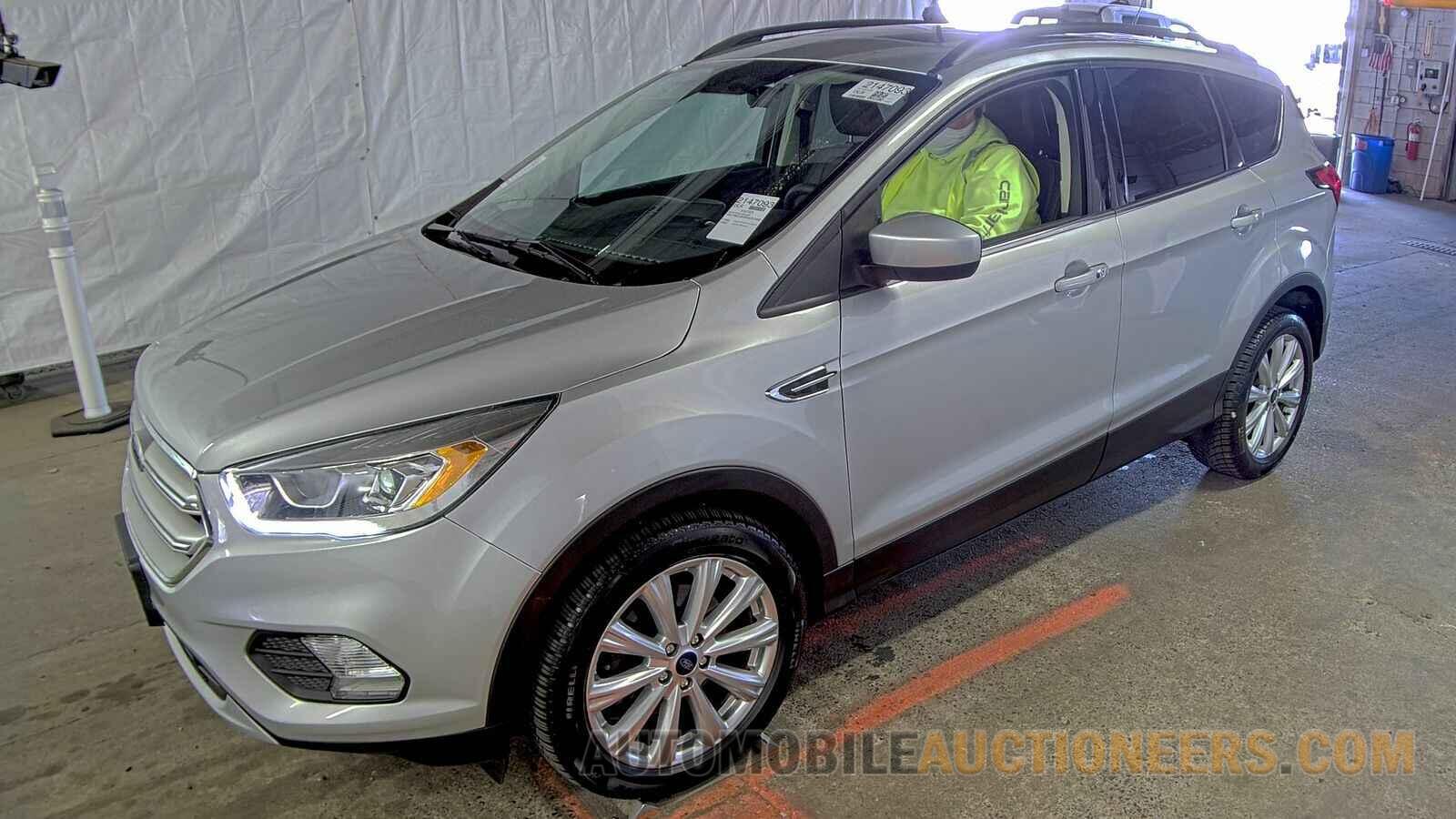 1FMCU9HDXKUA73462 Ford Escape 2019