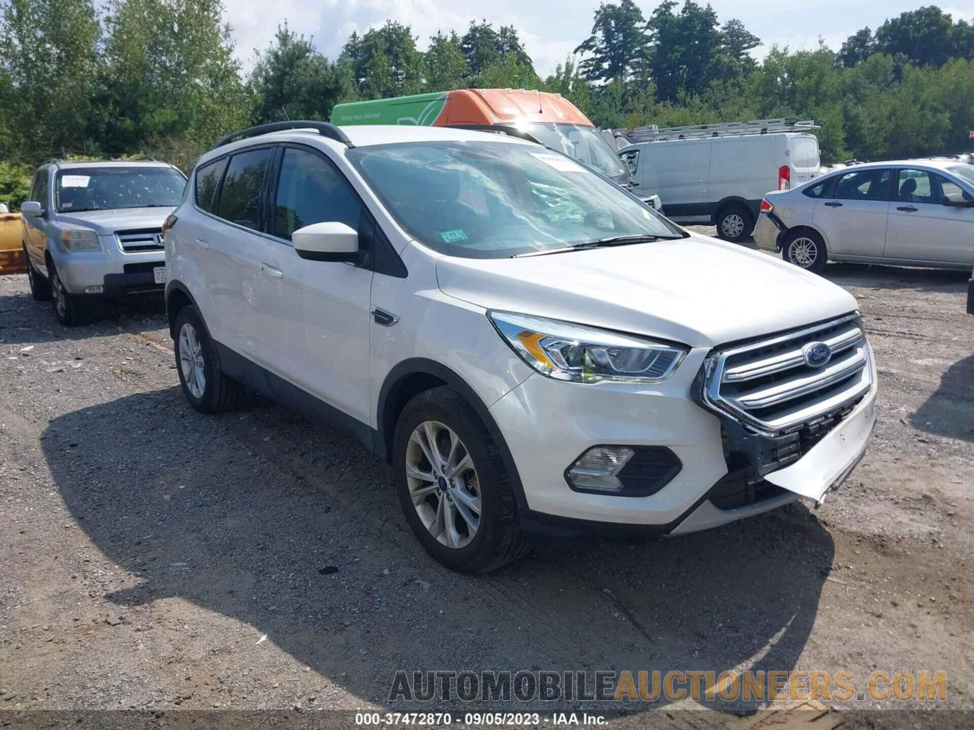 1FMCU9HDXKUC42461 FORD ESCAPE 2019