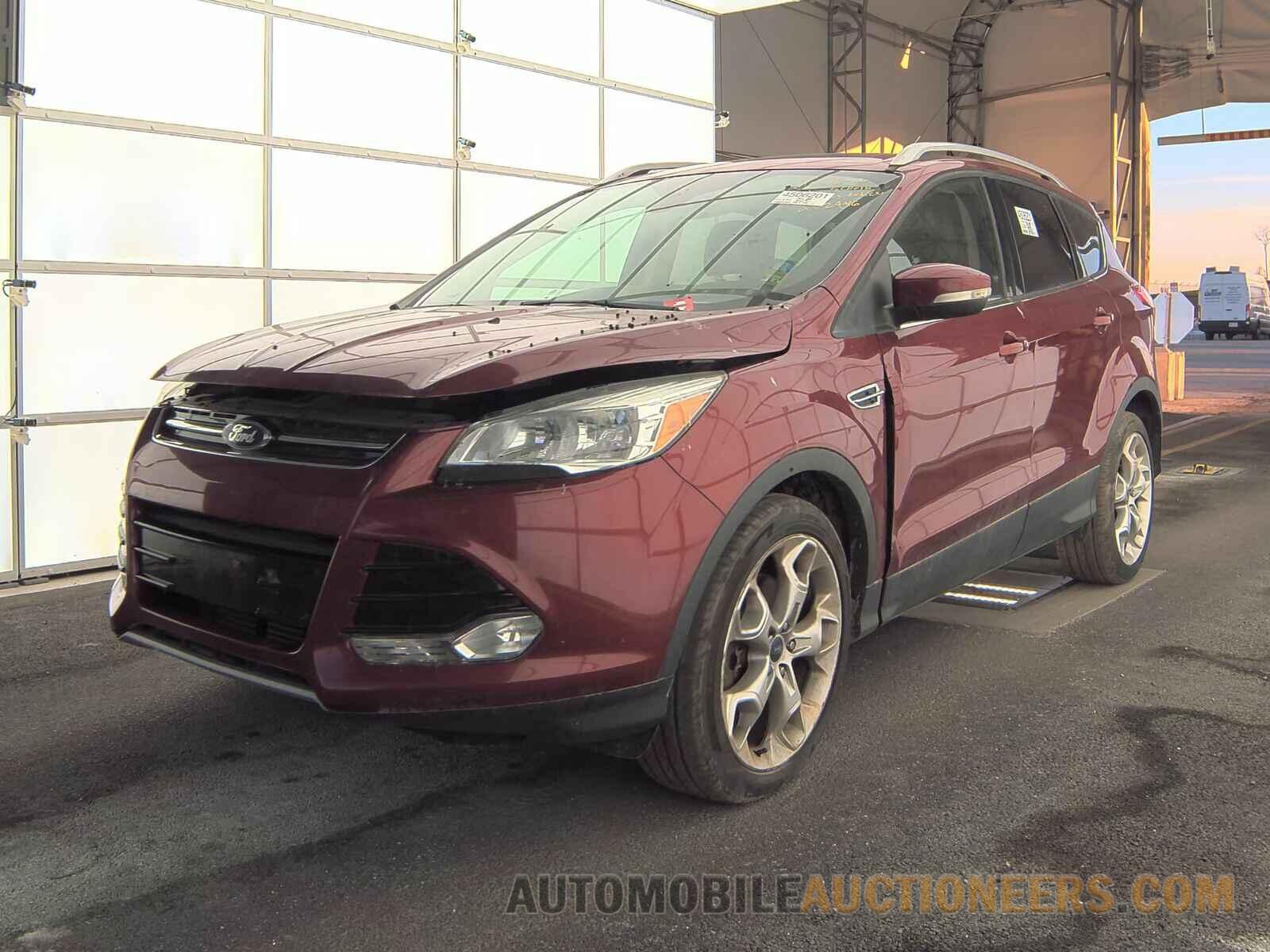 1FMCU9J90GUA82846 Ford Escape 2016