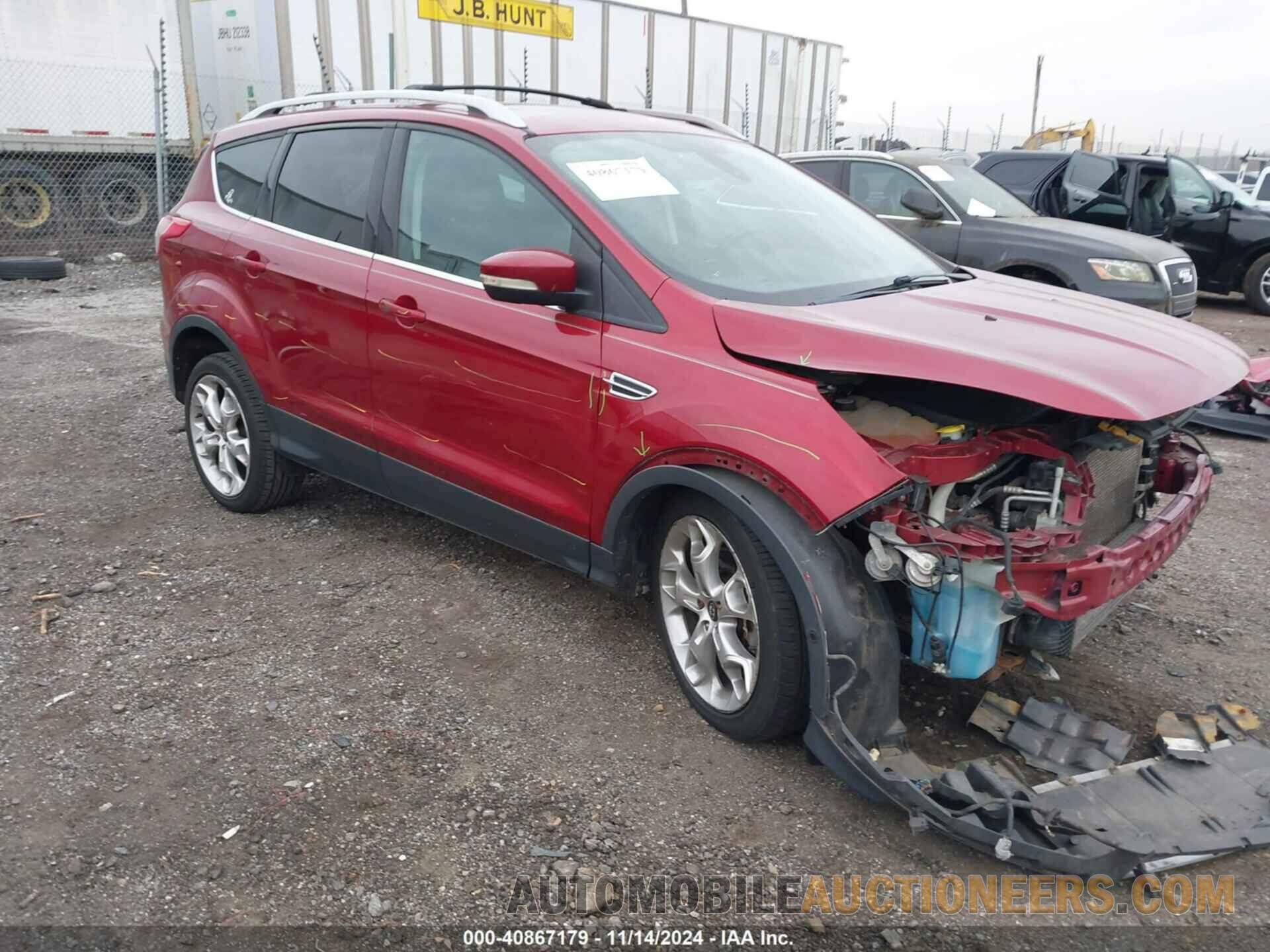 1FMCU9J91DUB89576 FORD ESCAPE 2013