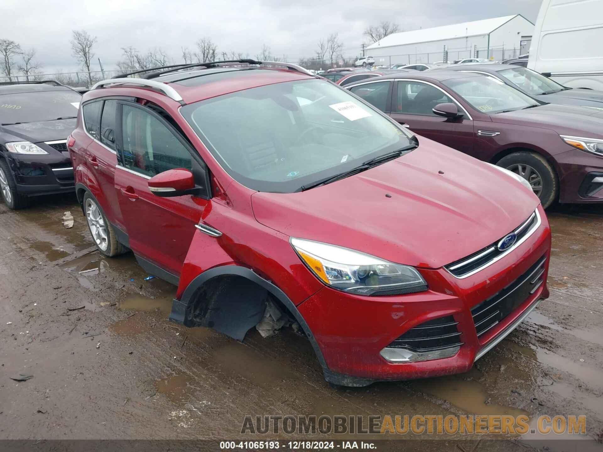 1FMCU9J91FUA66766 FORD ESCAPE 2015