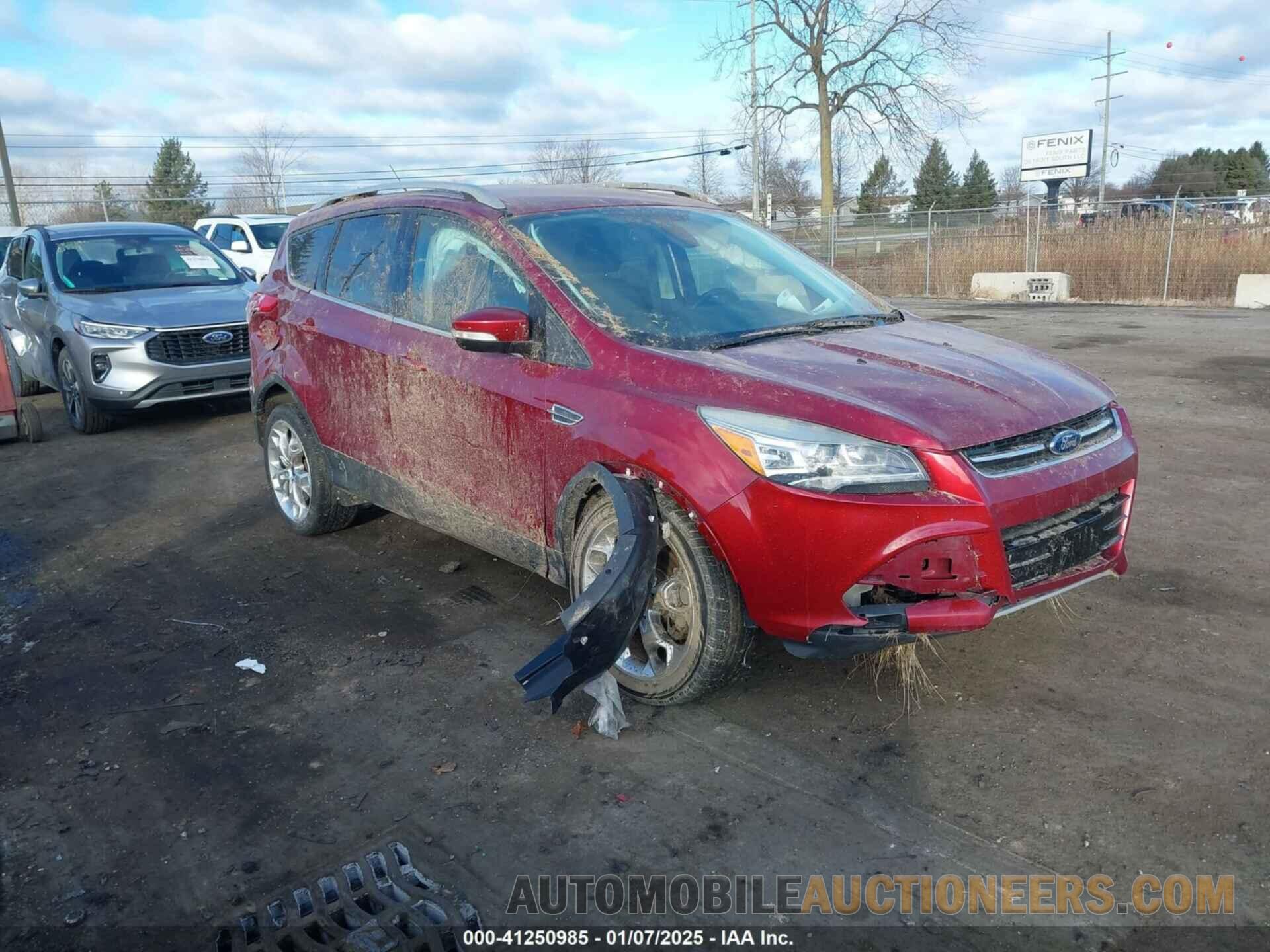 1FMCU9J91FUB13990 FORD ESCAPE 2015