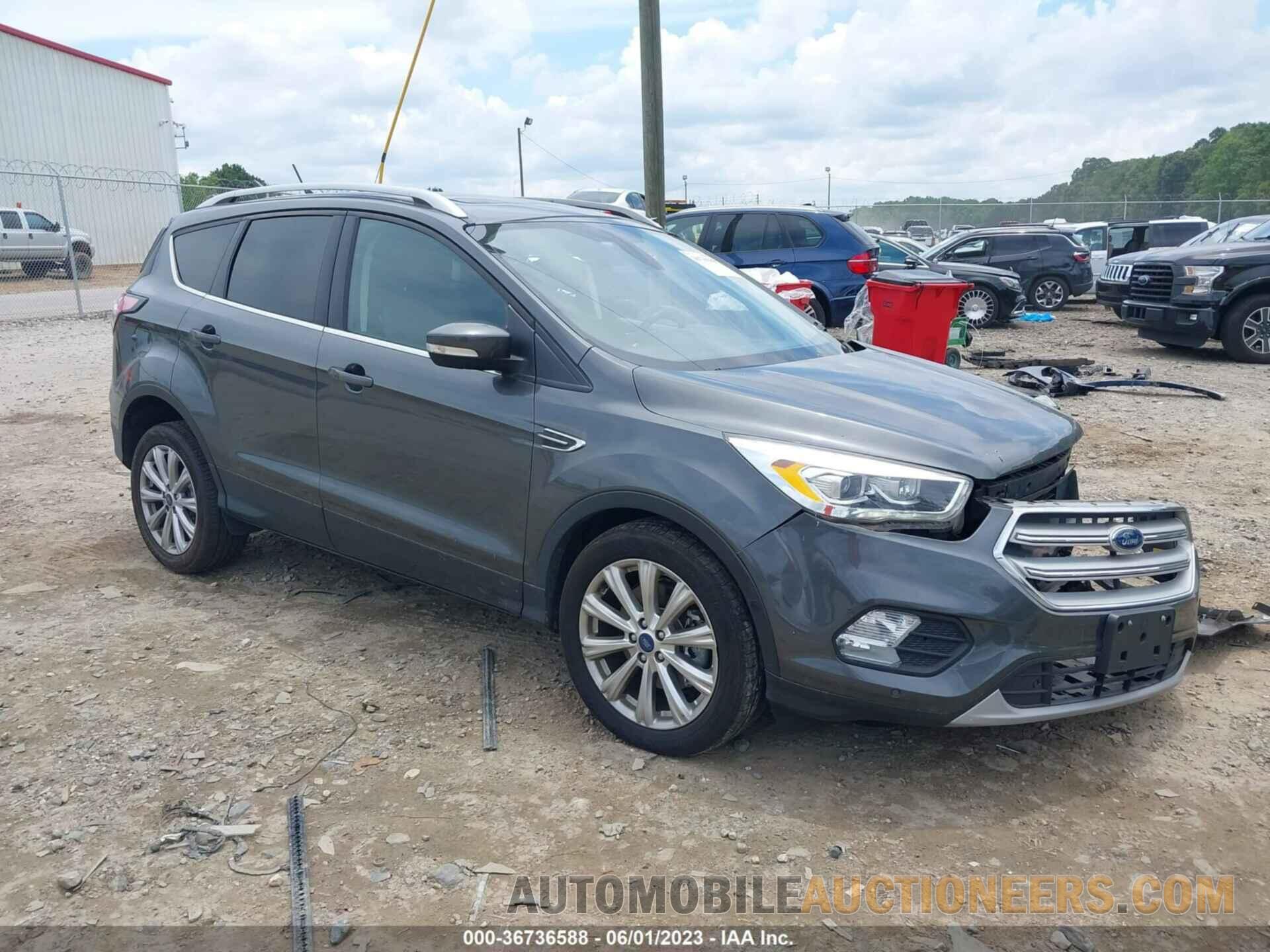 1FMCU9J91JUA38930 FORD ESCAPE 2018