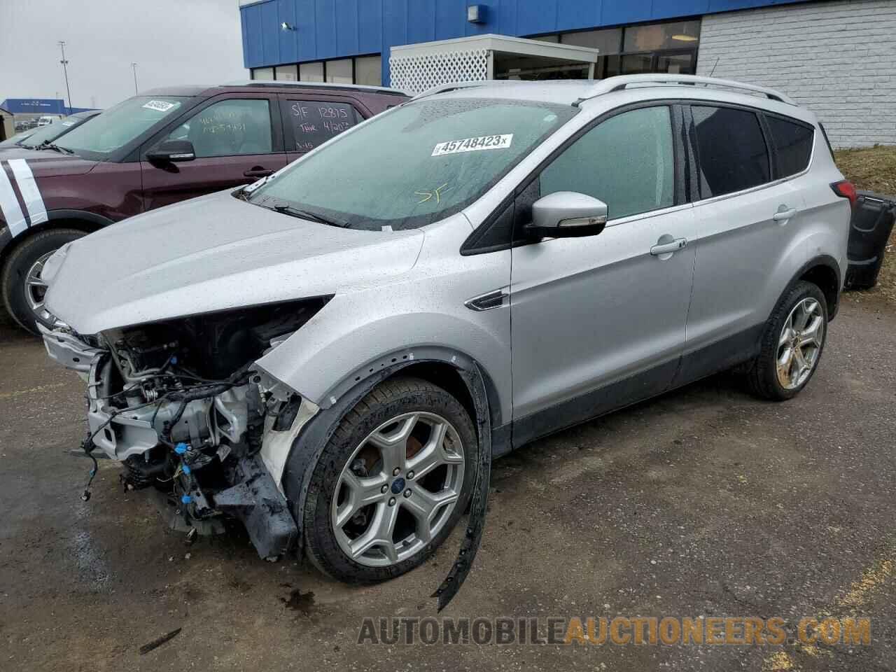 1FMCU9J91KUB25051 FORD ESCAPE 2019