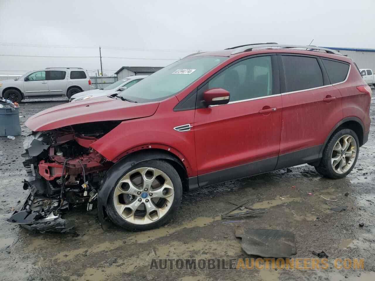 1FMCU9J92DUB91899 FORD ESCAPE 2013