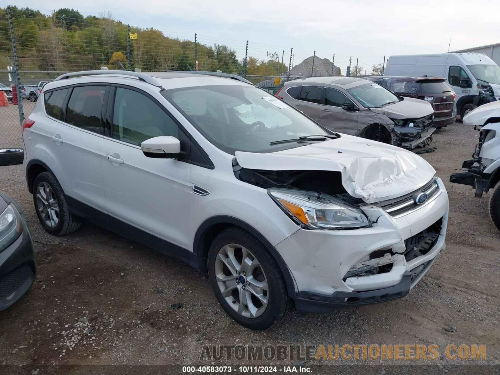 1FMCU9J92FUC90242 FORD ESCAPE 2015