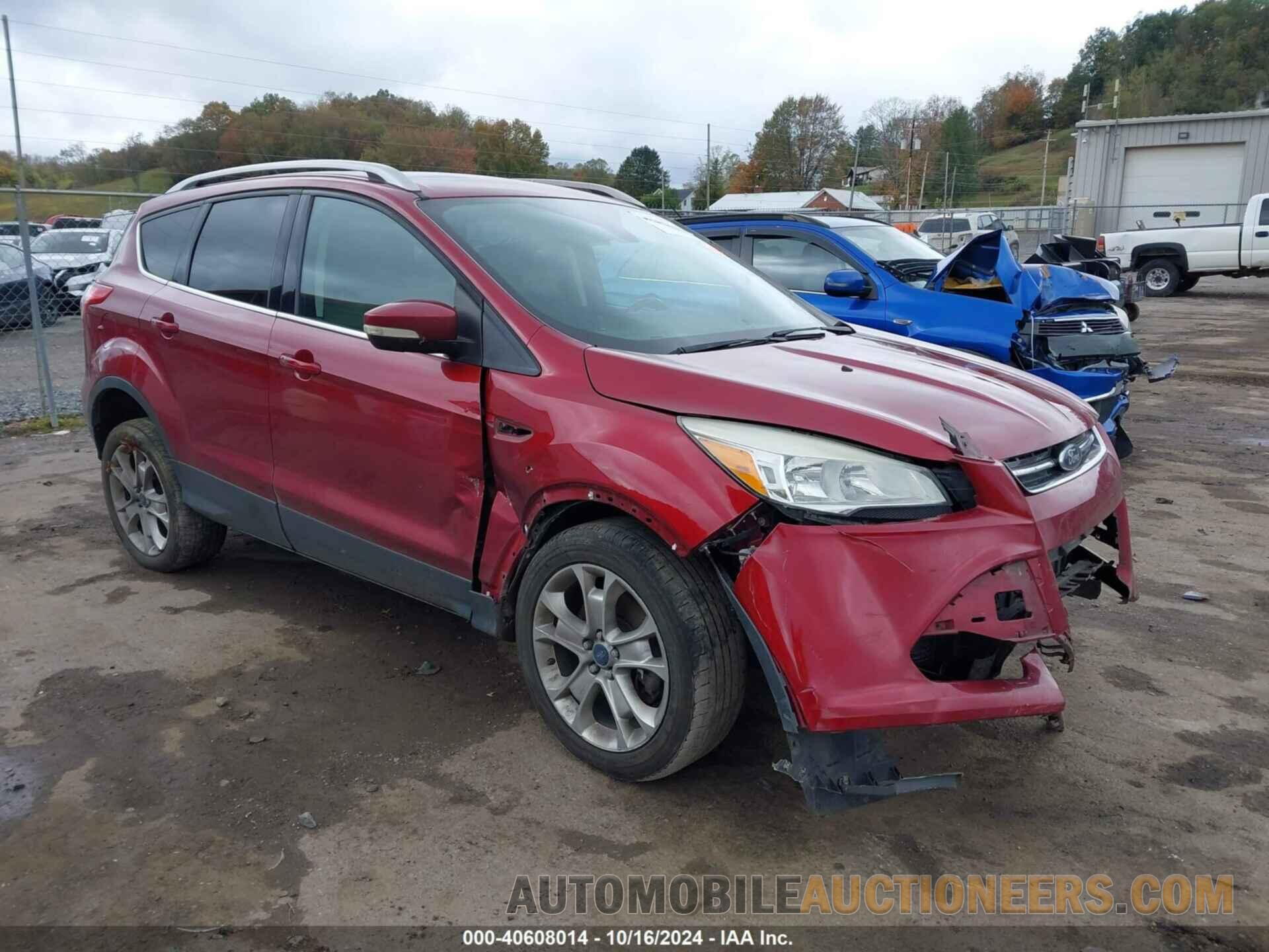 1FMCU9J92GUA86347 FORD ESCAPE 2016