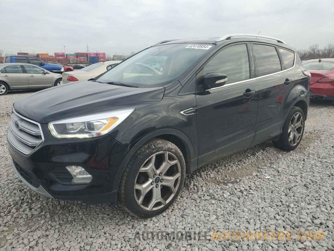 1FMCU9J92HUE25741 FORD ESCAPE 2017