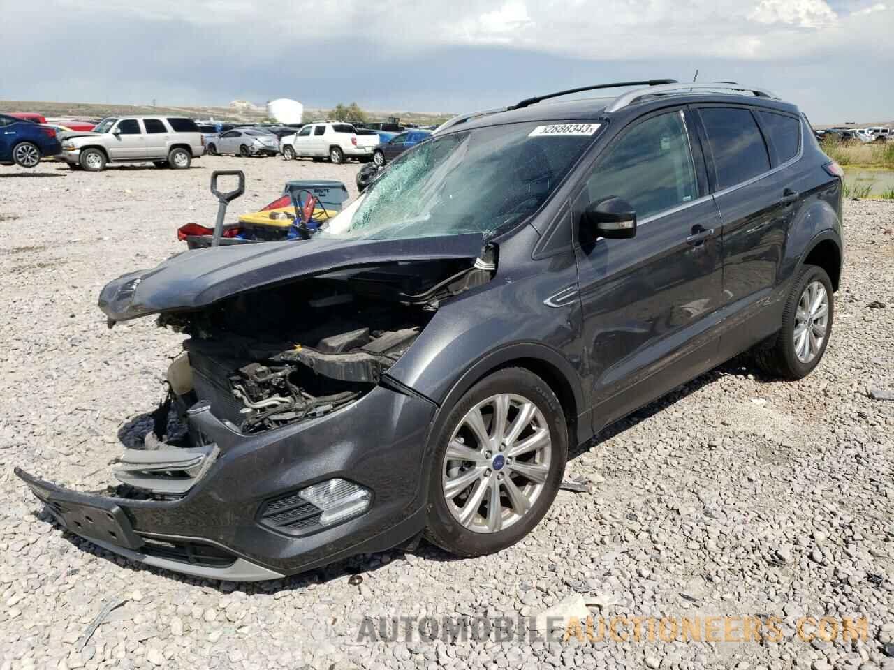 1FMCU9J92JUB17572 FORD ESCAPE 2018