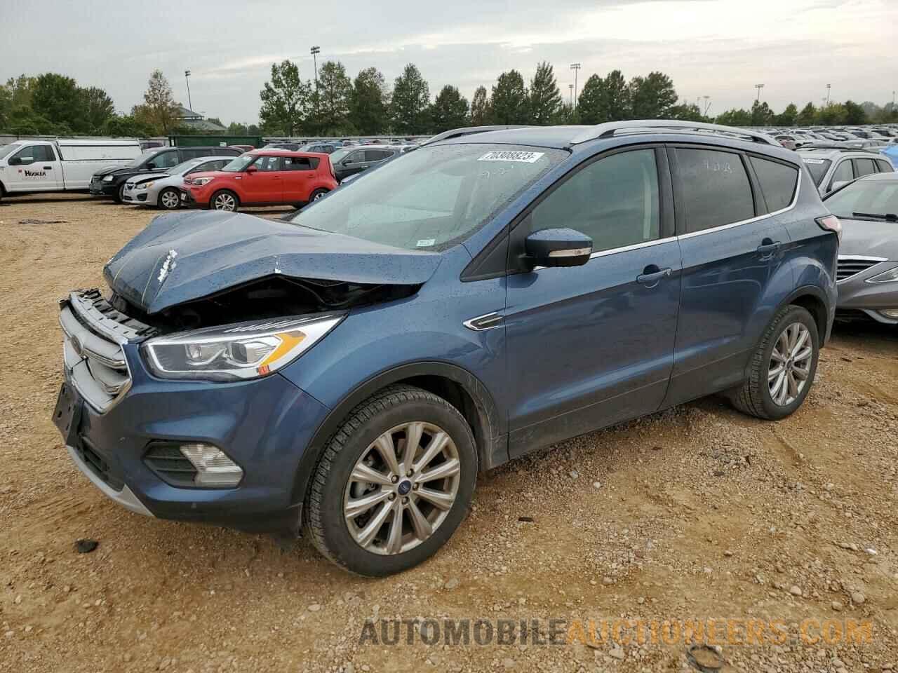 1FMCU9J92JUC07305 FORD ESCAPE 2018