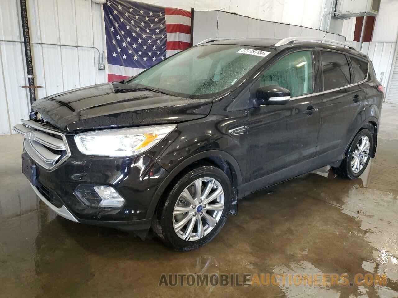 1FMCU9J92JUC49473 FORD ESCAPE 2018