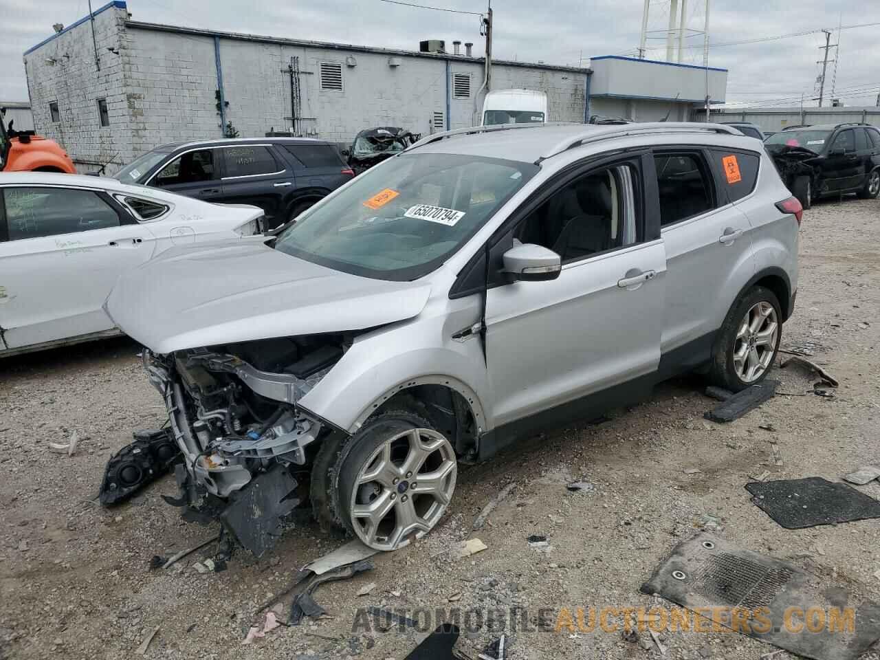 1FMCU9J92KUA13116 FORD ESCAPE 2019