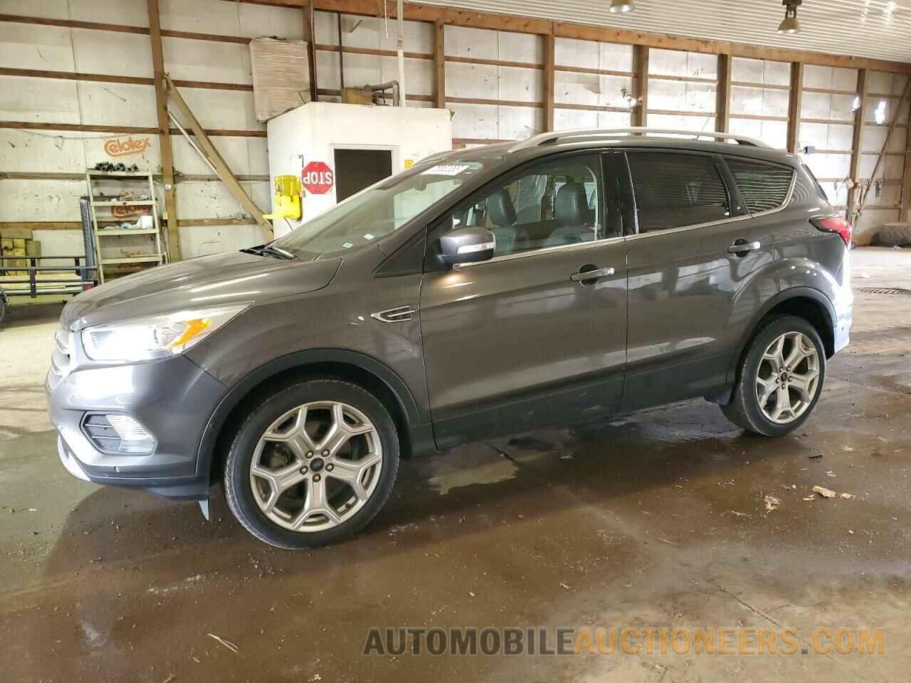 1FMCU9J92KUA81948 FORD ESCAPE 2019