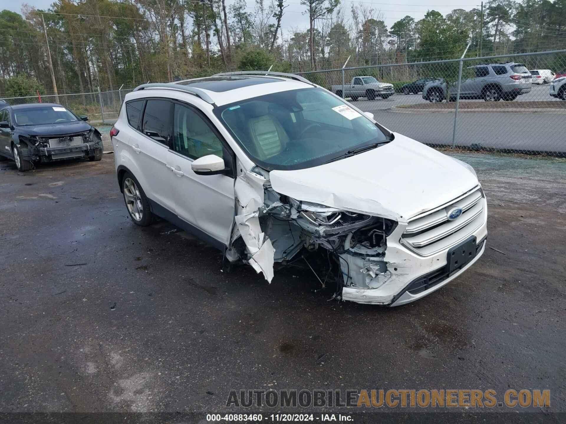 1FMCU9J92KUB84030 FORD ESCAPE 2019