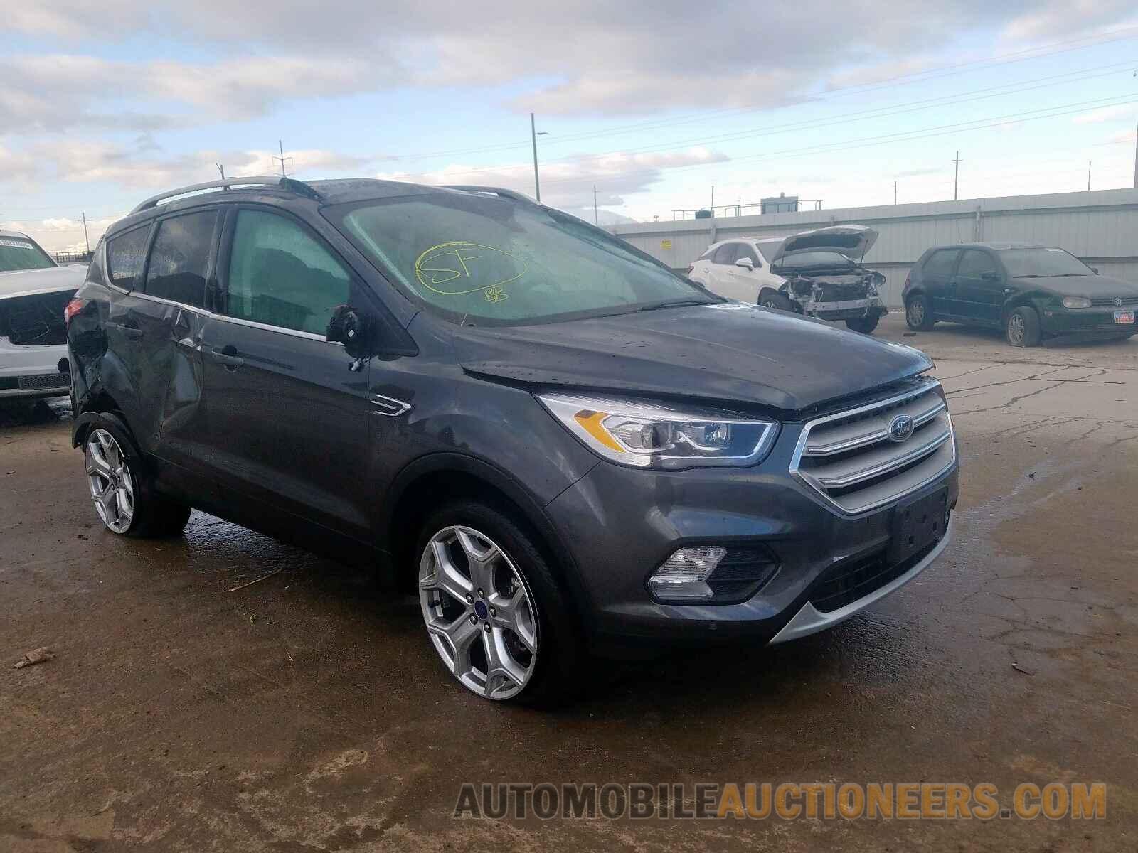 1FMCU9J92KUC29659 FORD ESCAPE 2019