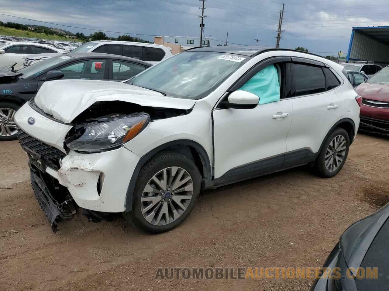 1FMCU9J92NUB62081 FORD ESCAPE 2022