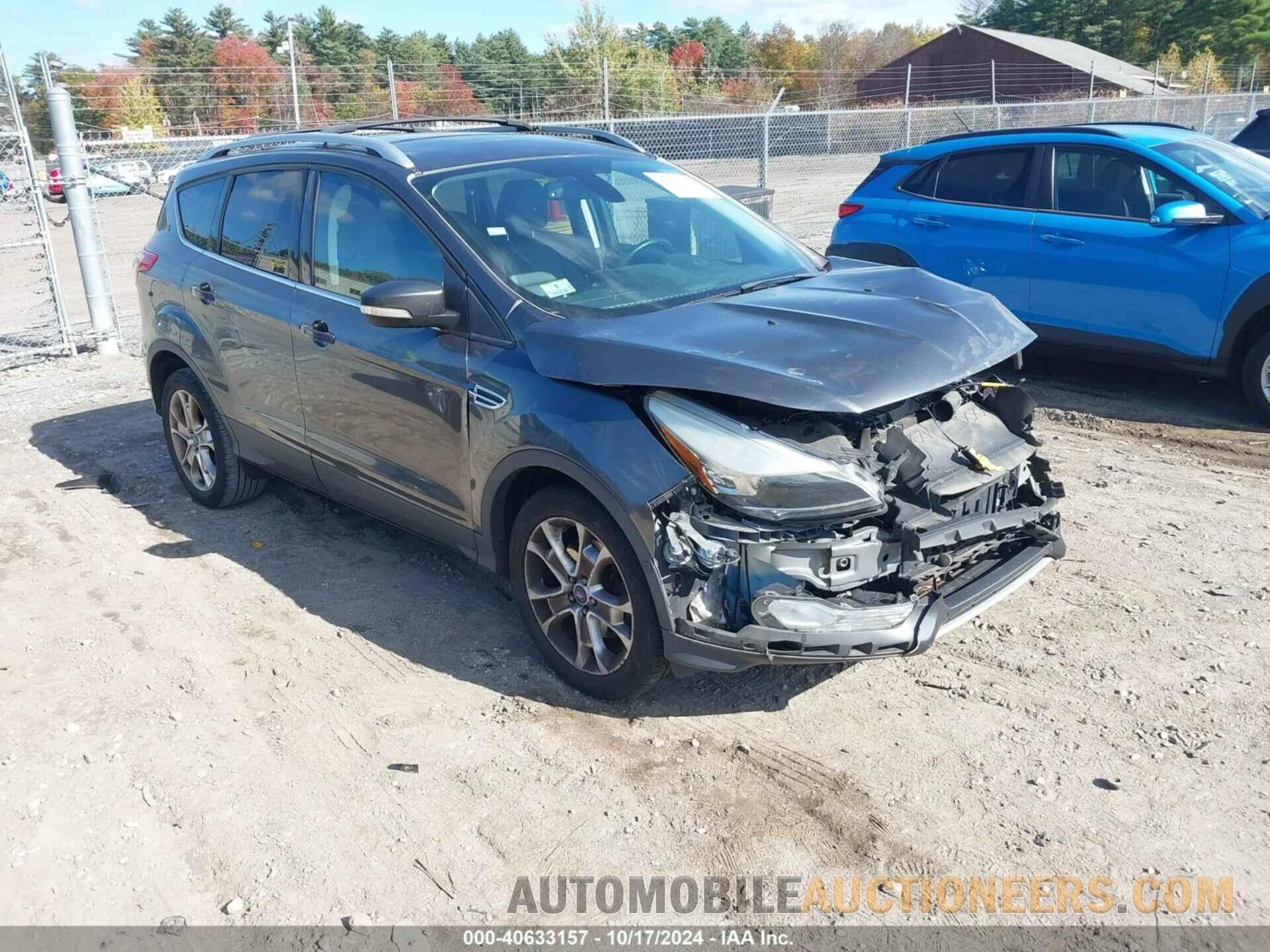 1FMCU9J93FUB67081 FORD ESCAPE 2015