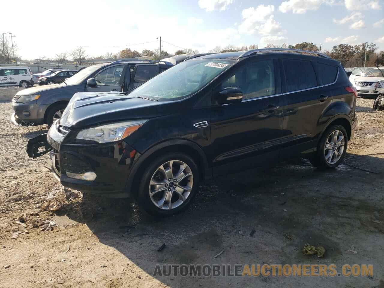 1FMCU9J93GUA77561 FORD ESCAPE 2016