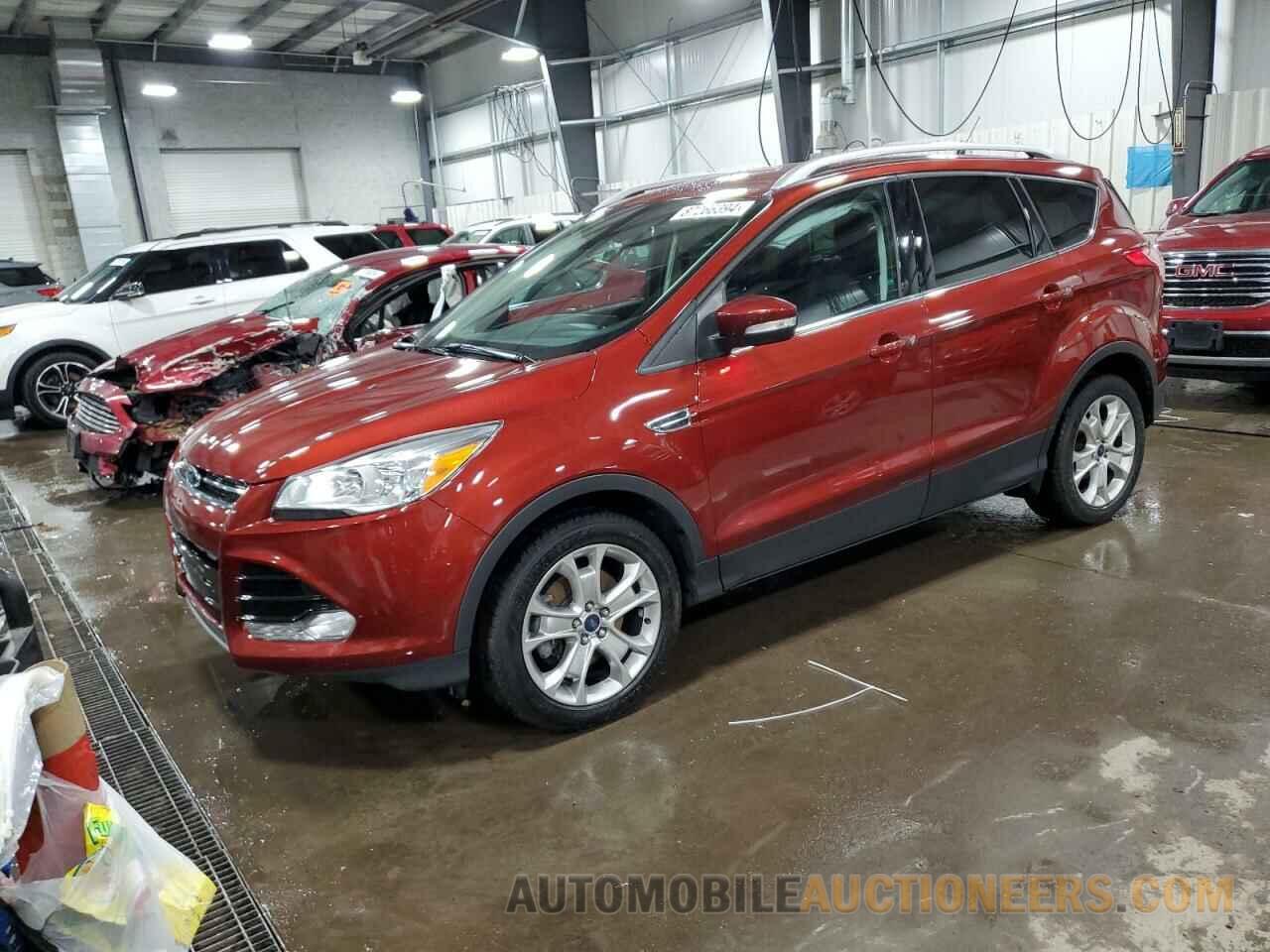 1FMCU9J93GUB38214 FORD ESCAPE 2016