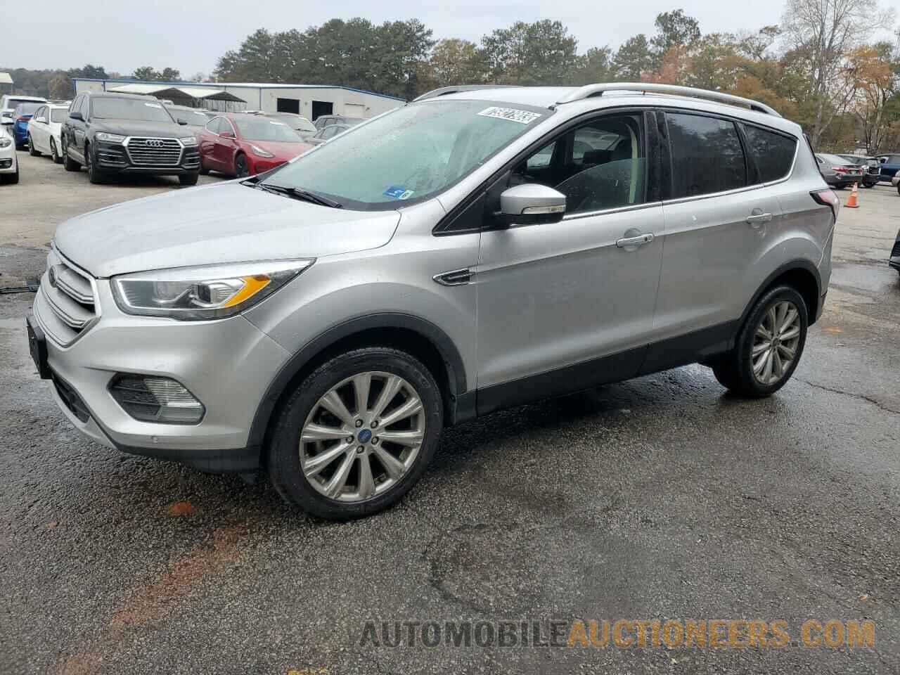 1FMCU9J93JUC17955 FORD ESCAPE 2018