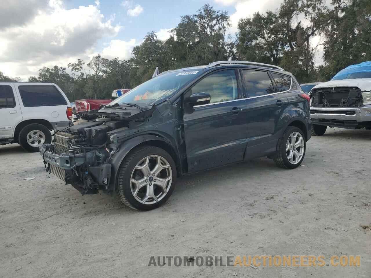 1FMCU9J93KUA73115 FORD ESCAPE 2019