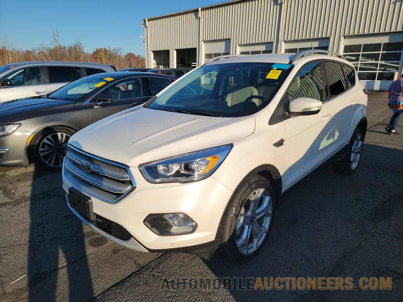 1FMCU9J93KUB42451 Ford Escape 2019