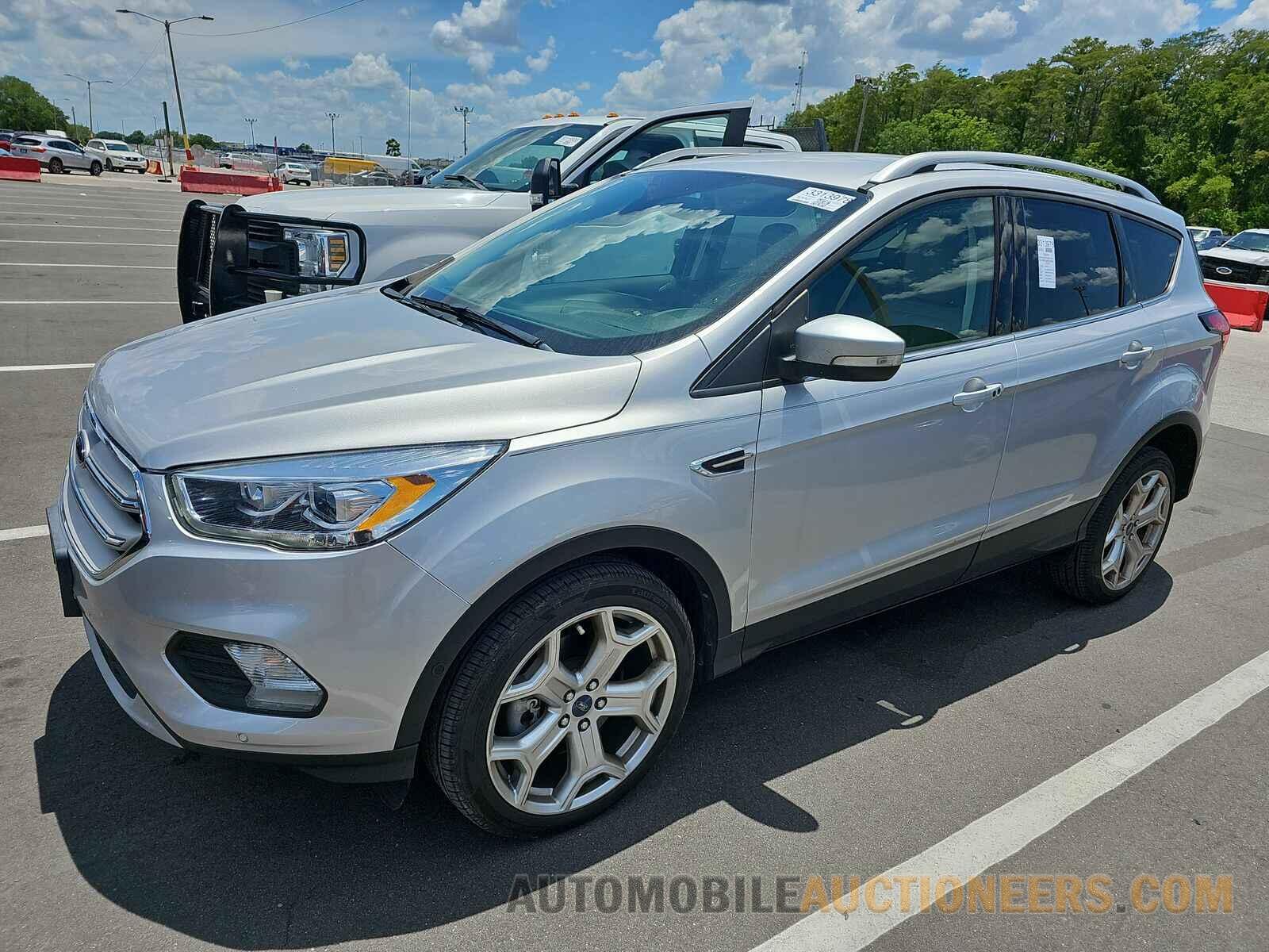 1FMCU9J93KUB50601 Ford Escape 2019