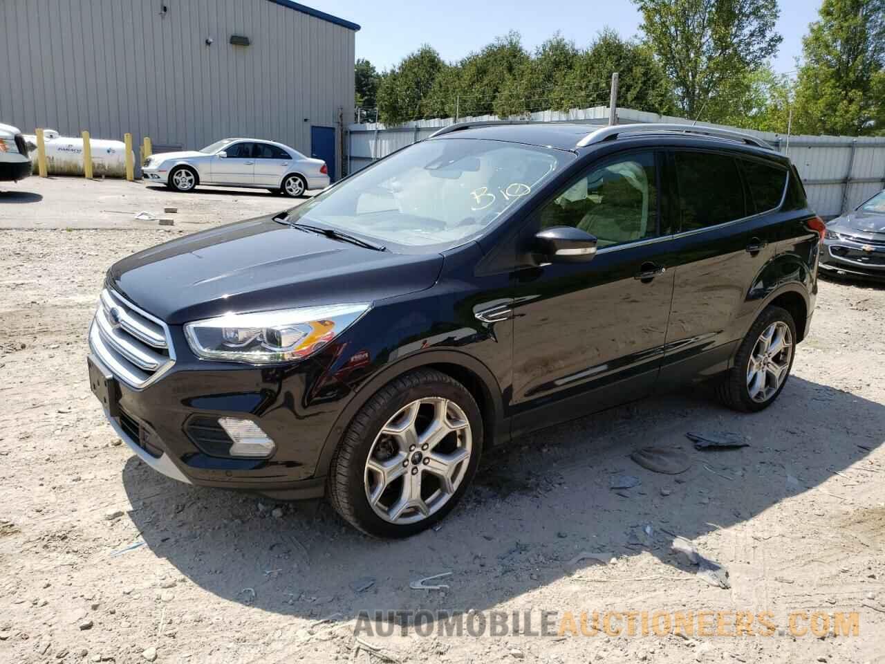 1FMCU9J93KUB66118 FORD ESCAPE 2019